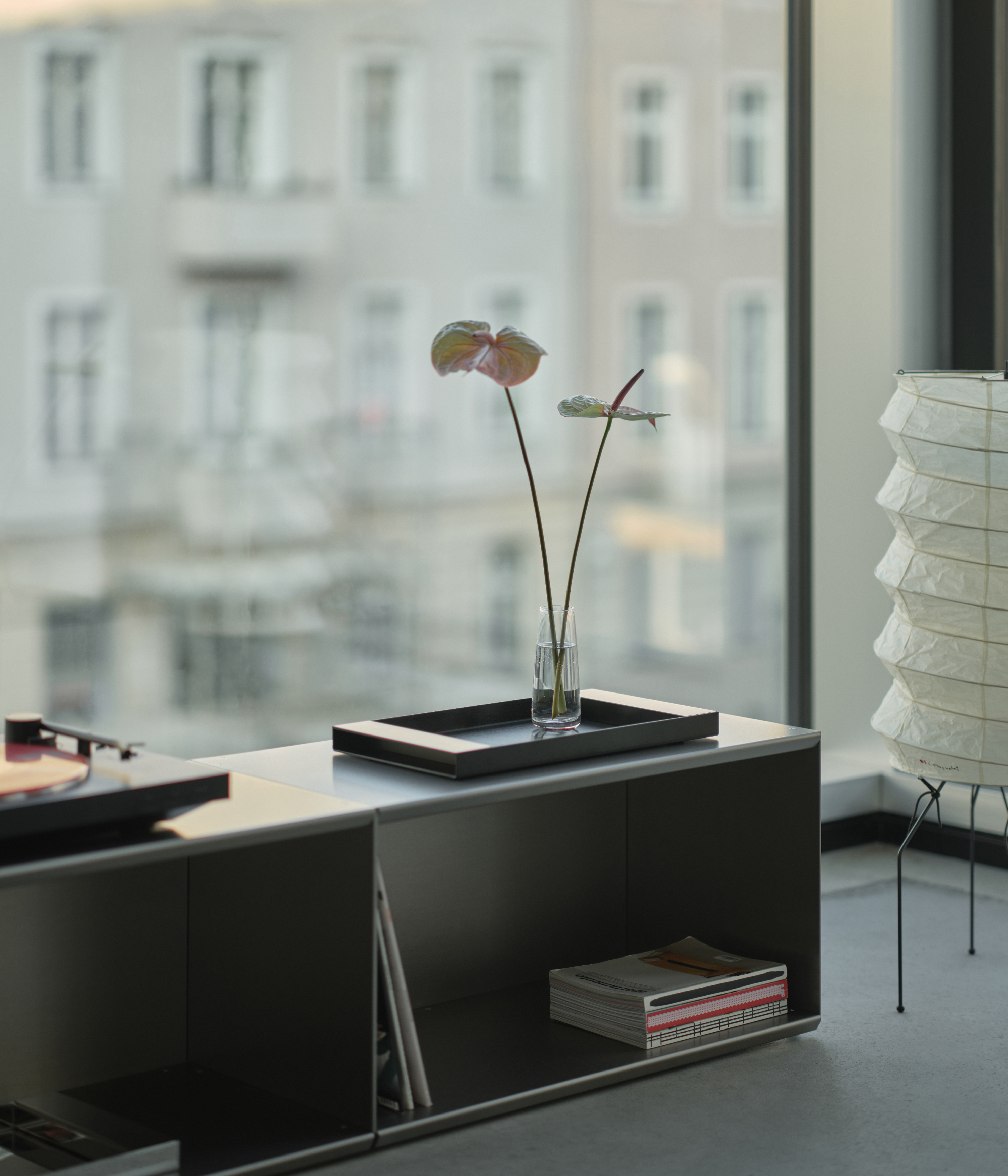 M85 gunmetal modular shelf with M85 aluminum tray, flowers and some books